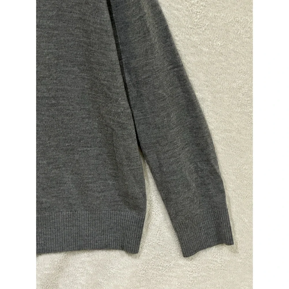 Banana Republic Extra‎ Fine Merino Wool Mens Sweater Size XL Gray Classic V-Neck